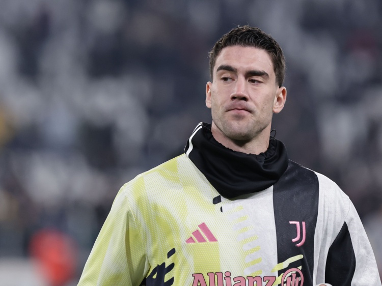 意媒:弗拉霍维奇有望出战博洛尼亚 图多尔考虑改变防线战术布置