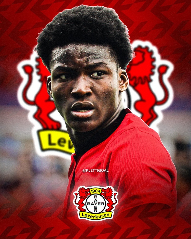 德天空:勒沃库森免签巴黎17岁中卫塔佩,签约至2030年