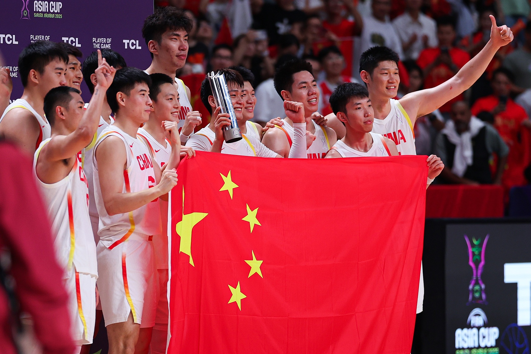 亚洲杯-赵睿24+6 胡明轩复苏拿13分 中国男篮淘汰新西兰挺进决赛