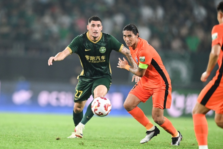 足球报:亚戈总体表现不理想,能否在租借到期时续约都是问号